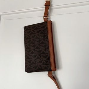 NWT Authentic Michael Kors Fanny Pack